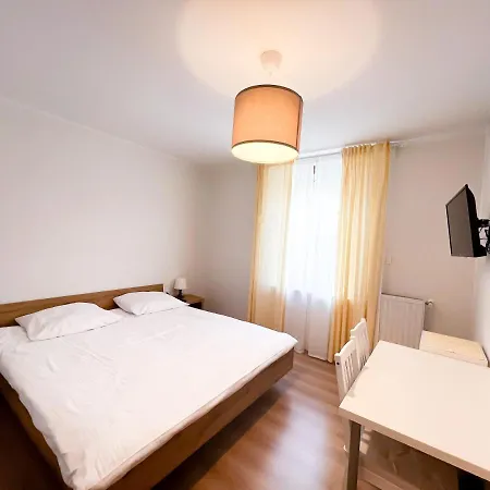 Szálloda Hop House Garni Postojna