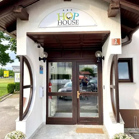 Hop House Garni 3* Postojna