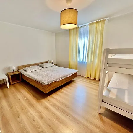 Hop House Garni 3*