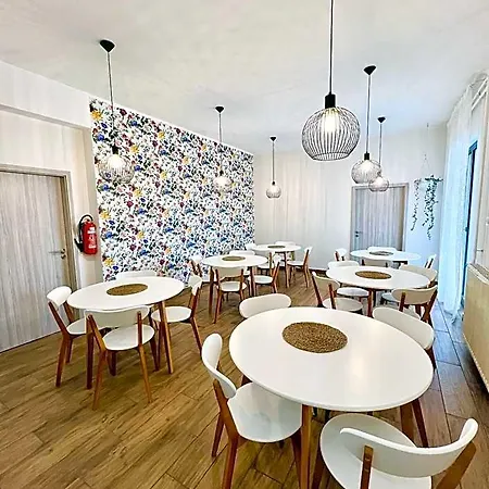 Hotel Hop House Garni