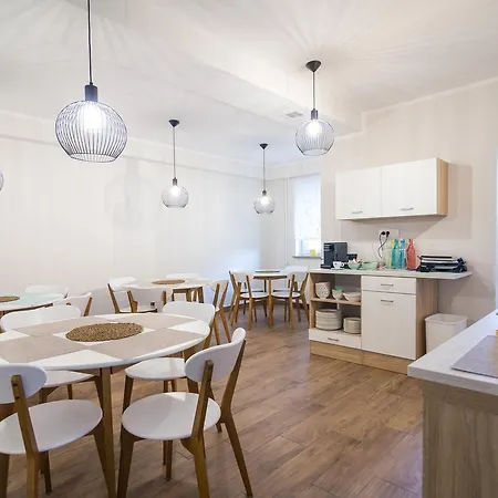 Hop House Garni 3*