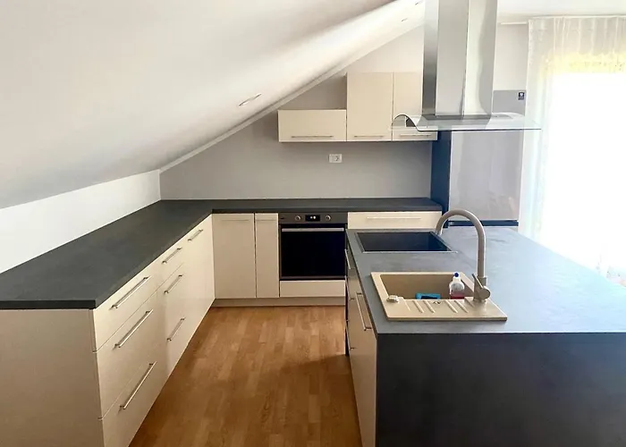 Ξενοδοχείο Hop House Garni