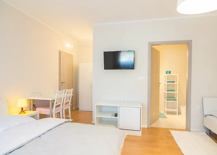 Hotel Hop House Garni