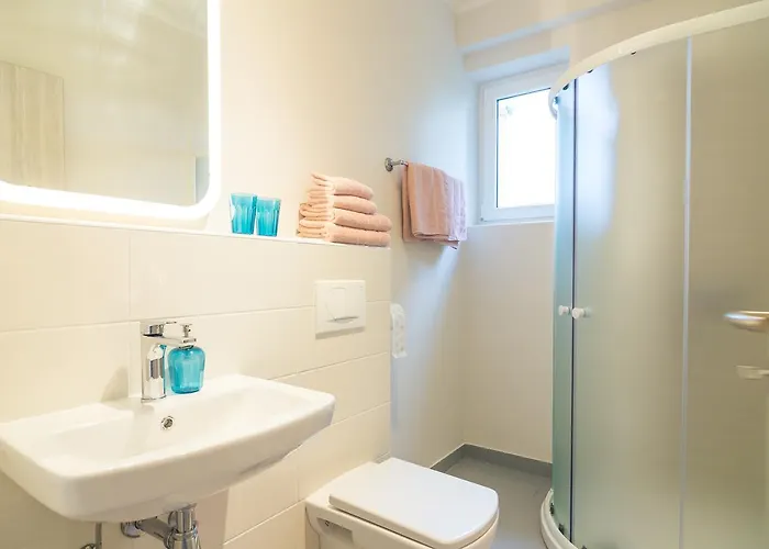 Hotel Hop House Garni